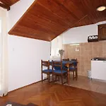 Appartement By The Sea Jelsa, Hvar - 8783